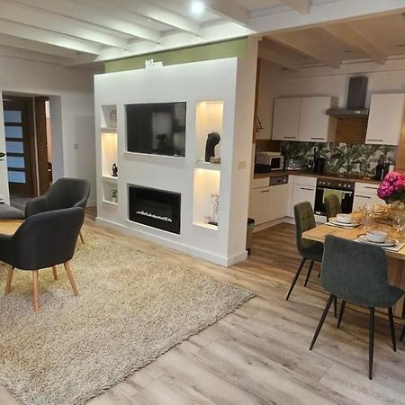 Peterfia Boutique Apartments Ντέμπρετσεν Εξωτερικό φωτογραφία